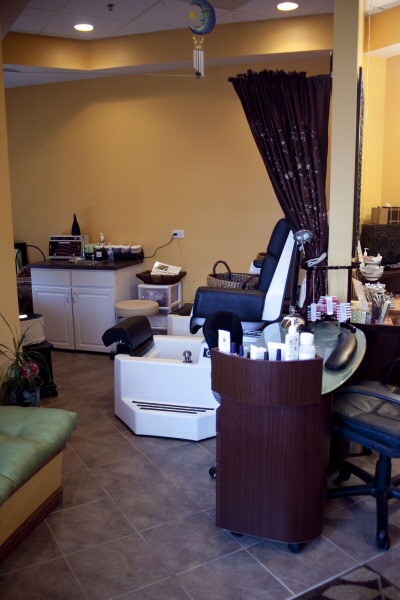 Manicure Aurora, IL